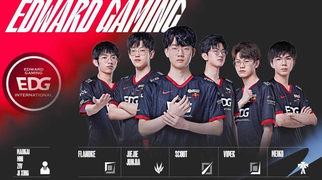 剑的旗帜人 剑的旗帜人